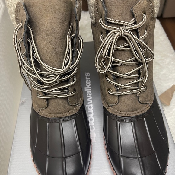 Cloudwalkers Lexi Sweater Trim Women’s Weather Boot Black & Tan 10W by Avenue - Picture 10 of 15